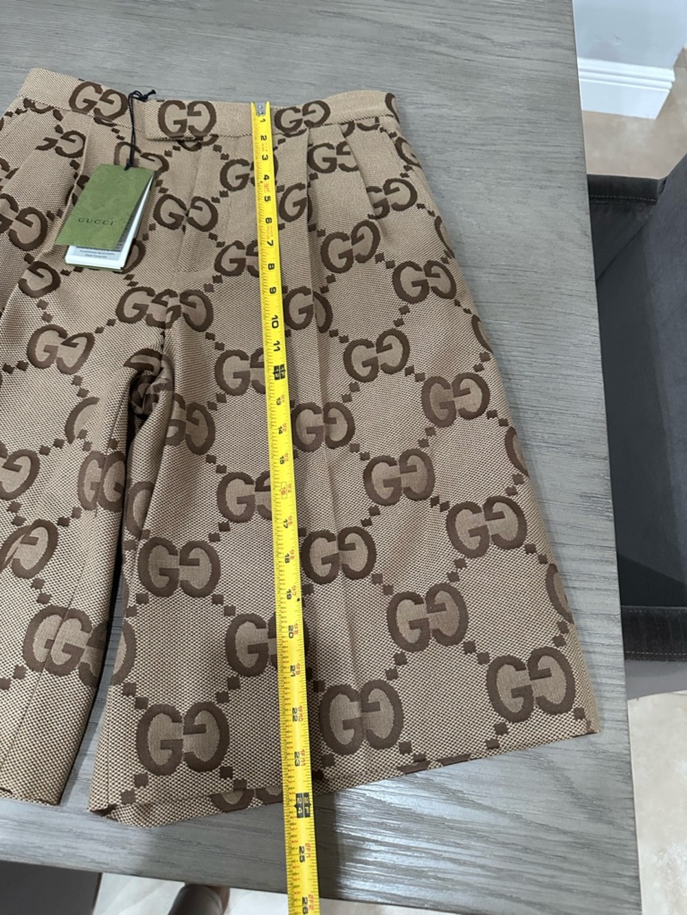 GUCCI Jumbo Gg Canvas Shorts - Beige/Ebony - Picture 8 of 12